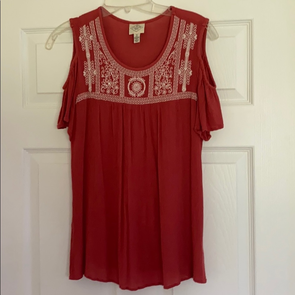 St John’s Bay ladies Top M 100 💯 rayon